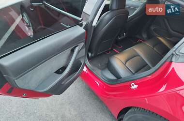 Седан Tesla Model 3 2018 в Борисполе