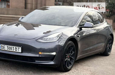 Седан Tesla Model 3 2019 в Миколаєві