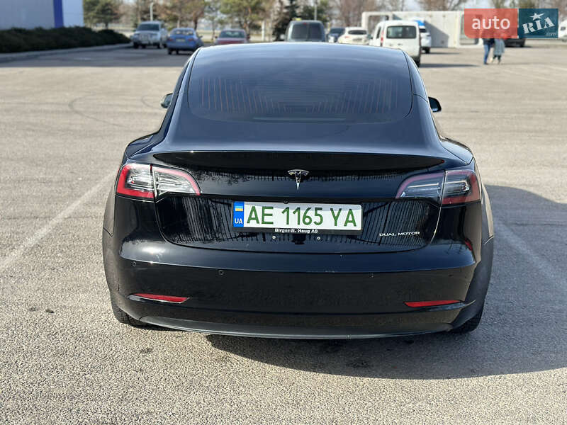 Седан Tesla Model 3 2018 в Днепре