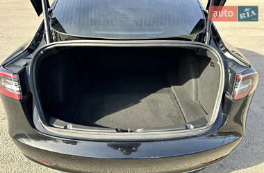 Седан Tesla Model 3 2018 в Днепре