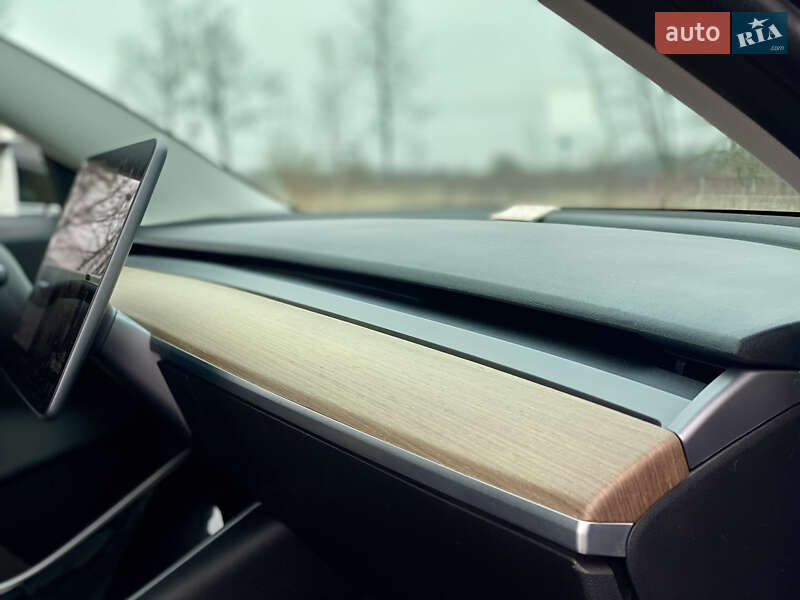 Седан Tesla Model 3 2020 в Хмельницком фото 19 Седан Tesla Model 3 2020 в Хмельницком