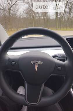 Седан Tesla Model 3 2020 в Кропивницком