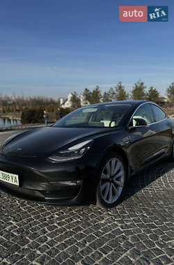 Седан Tesla Model 3 2019 в Дніпрі