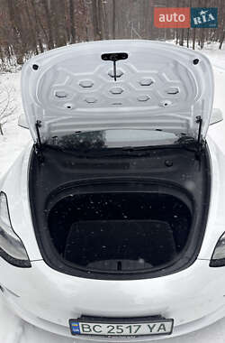 Седан Tesla Model 3 2018 в 