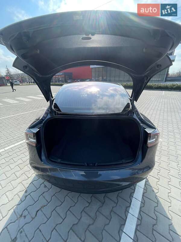 Седан Tesla Model 3 2018 в Вінниці фото 54 Седан Tesla Model 3 2018 в Вінниці