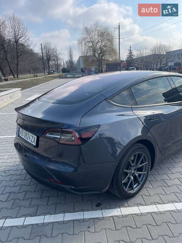 Седан Tesla Model 3 2018 в Вінниці