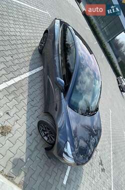 Седан Tesla Model 3 2018 в Виннице
