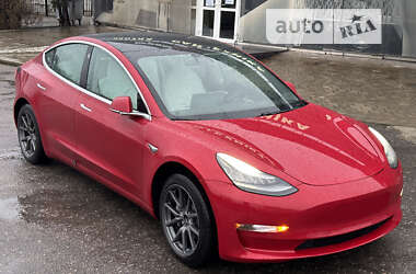 Седан Tesla Model 3 2020 в Запорожье