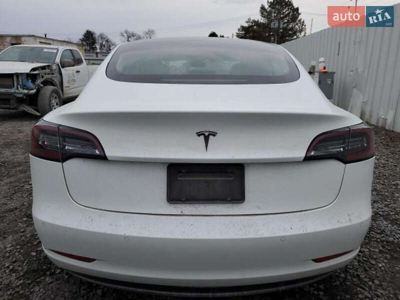 Седан Tesla Model 3 2019 в Одесі