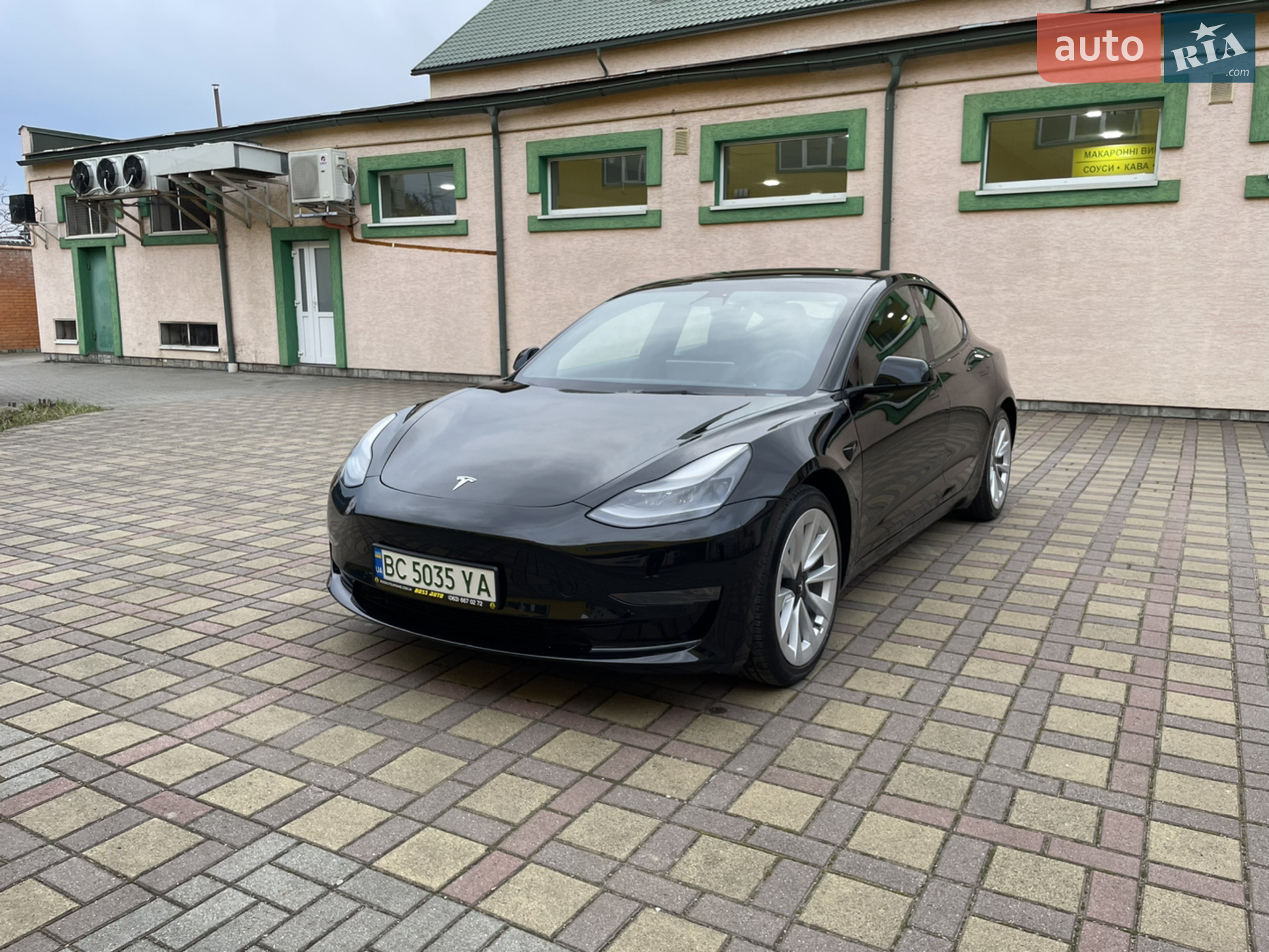 2022 Tesla Model 3 - мініатюра 4