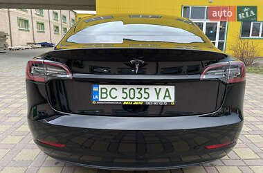 Седан Tesla Model 3 2022 в Стрые фото 31 Седан Tesla Model 3 2022 в Стрые