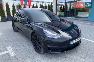 Седан Tesla Model 3 2018 в 