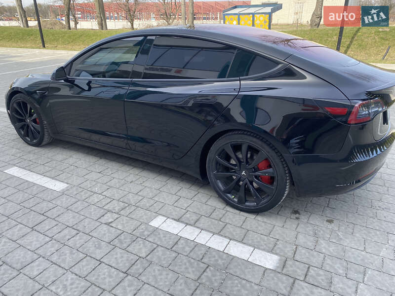 Седан Tesla Model 3 2018 в Львові фото 8 Седан Tesla Model 3 2018 в Львові