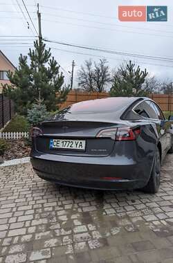 Седан Tesla Model 3 2019 в Черновцах