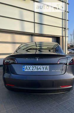 Седан Tesla Model 3 2021 в Києві