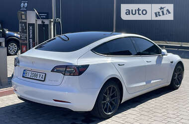 Седан Tesla Model 3 2021 в Полтаве