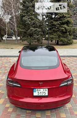 Седан Tesla Model 3 2022 в Одесі