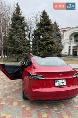 Седан Tesla Model 3 2022 в Одесі