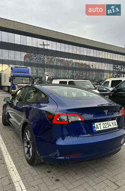 Седан Tesla Model 3 2021 в Ивано-Франковске