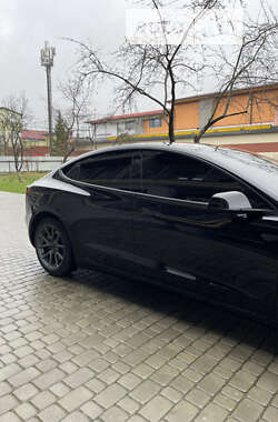 Седан Tesla Model 3 2018 в Львові