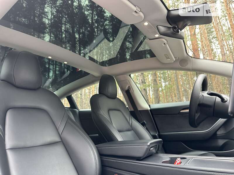 Седан Tesla Model 3 2022 в Збараже фото 72 Седан Tesla Model 3 2022 в Збараже