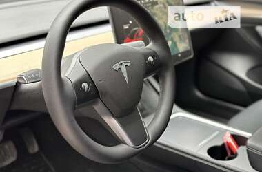 Седан Tesla Model 3 2022 в Києві