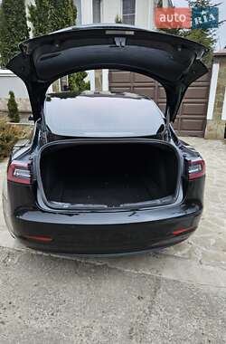 Седан Tesla Model 3 2018 в Харькове
