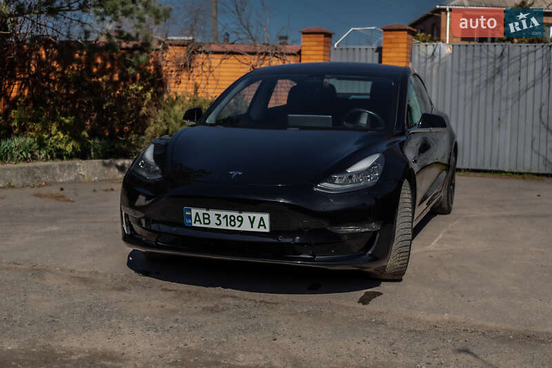 Tesla Model 3 2018
