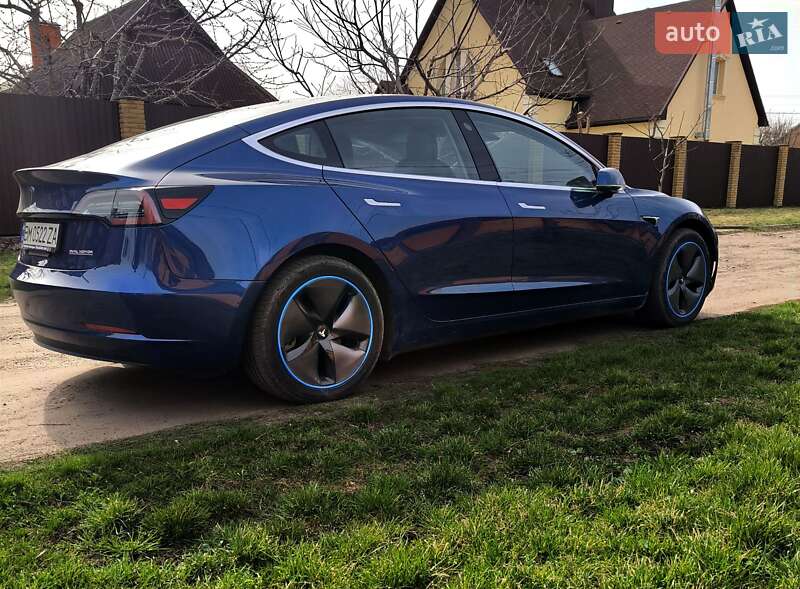 Tesla Model 3 2019
