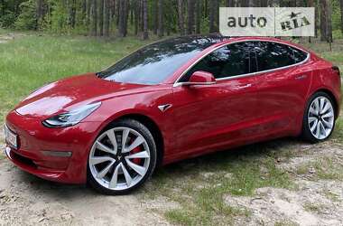 Седан Tesla Model 3 2018 в Киеве