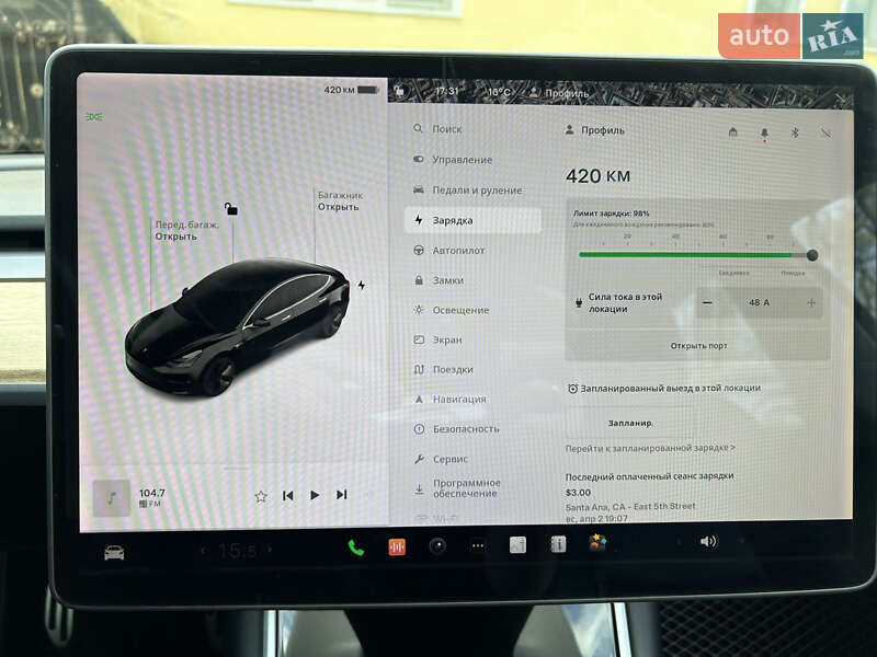 Седан Tesla Model 3 2018 в Львові