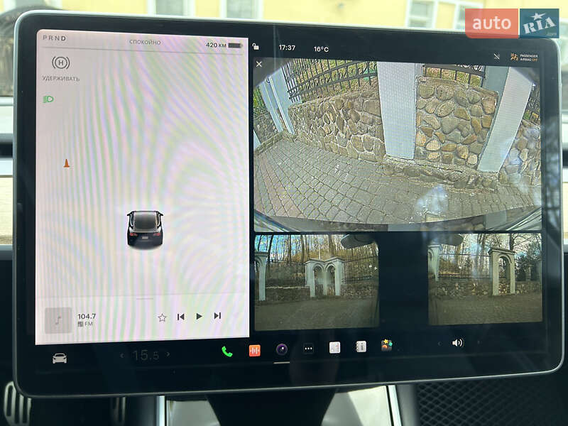 Седан Tesla Model 3 2018 в Львові