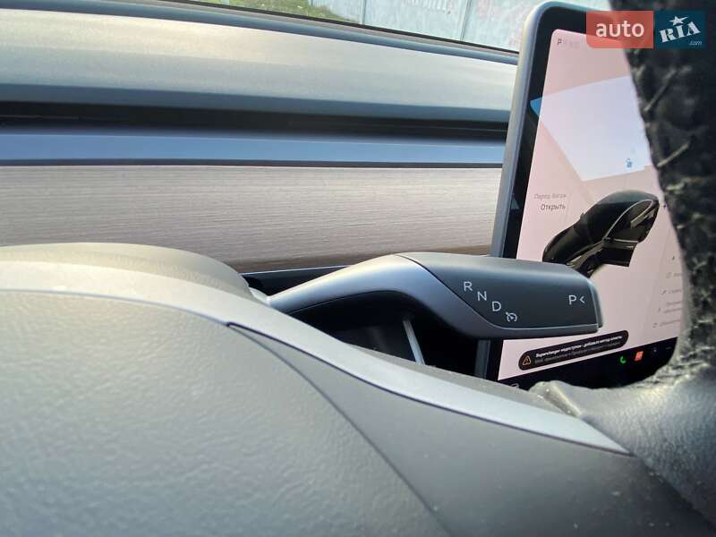 Седан Tesla Model 3 2019 в Одесі