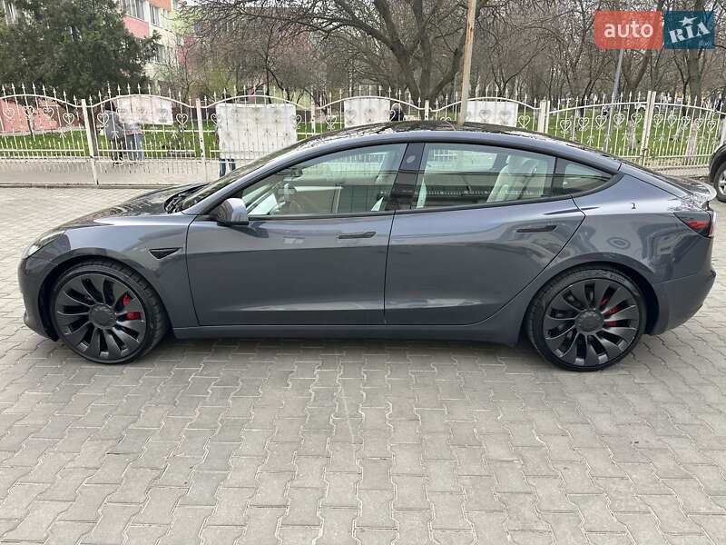 Tesla Model 3 2021