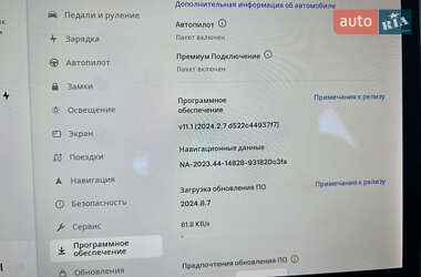 Седан Tesla Model 3 2019 в Киеве
