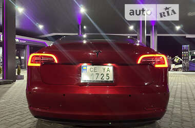 Седан Tesla Model 3 2018 в Черновцах