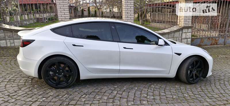 Седан Tesla Model 3 2019 в Николаеве