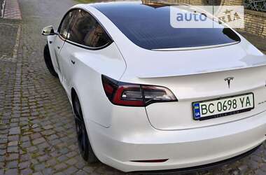 Седан Tesla Model 3 2019 в Николаеве