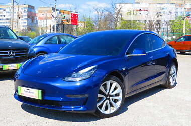 Седан Tesla Model 3 2019 в Кропивницком