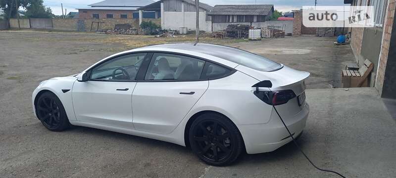 Седан Tesla Model 3 2019 в Николаеве