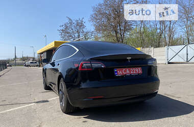 Седан Tesla Model 3 2018 в Харкові