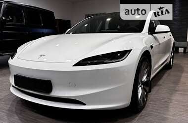 Седан Tesla Model 3 2024 в Киеве