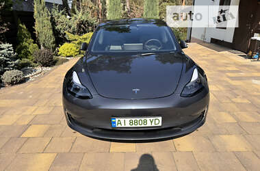 Седан Tesla Model 3 2023 в Киеве