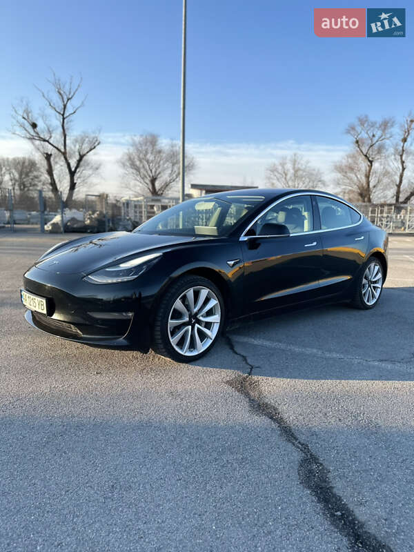 Седан Tesla Model 3 2019 в Киеве фото 2 Седан Tesla Model 3 2019 в Киеве
