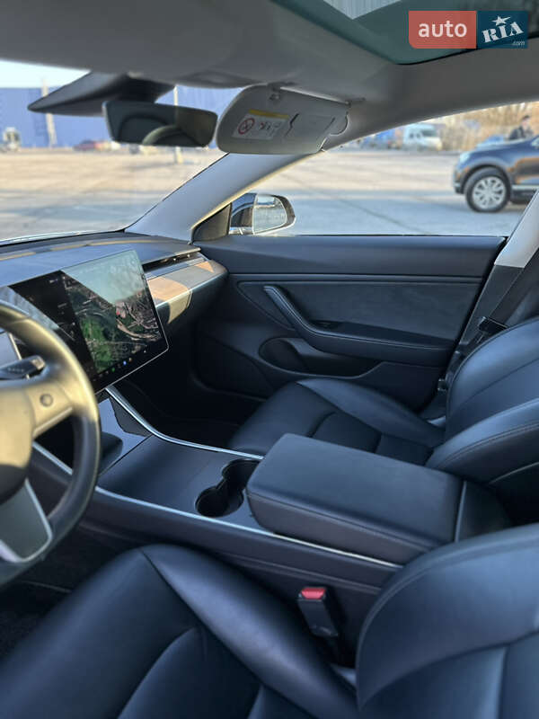 Седан Tesla Model 3 2019 в Киеве фото 9 Седан Tesla Model 3 2019 в Киеве