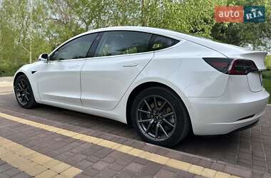 Седан Tesla Model 3 2018 в Днепре