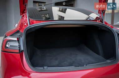 Седан Tesla Model 3 2018 в 