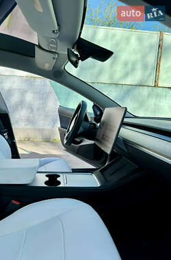 Седан Tesla Model 3 2019 в Одессе