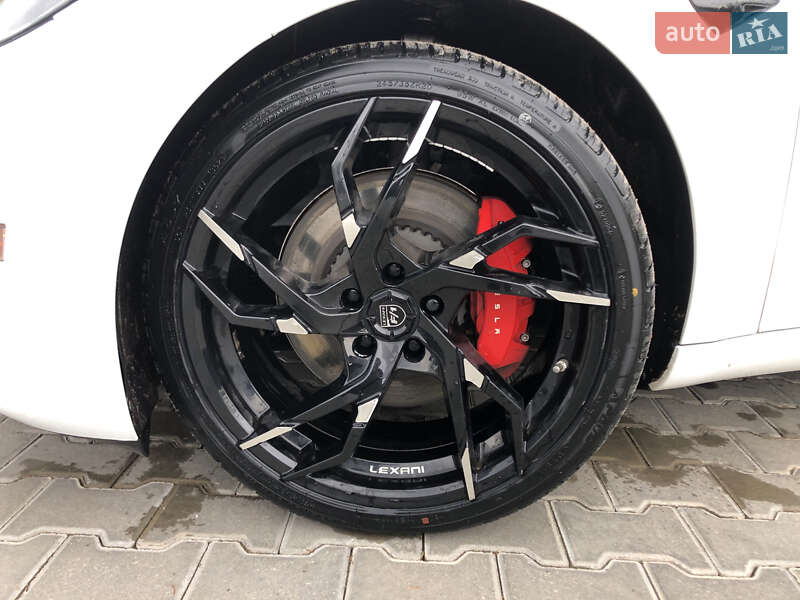 Седан Tesla Model 3 2019 в Хорошеве