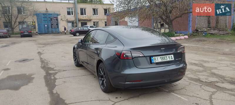Седан Tesla Model 3 2020 в Полтаве